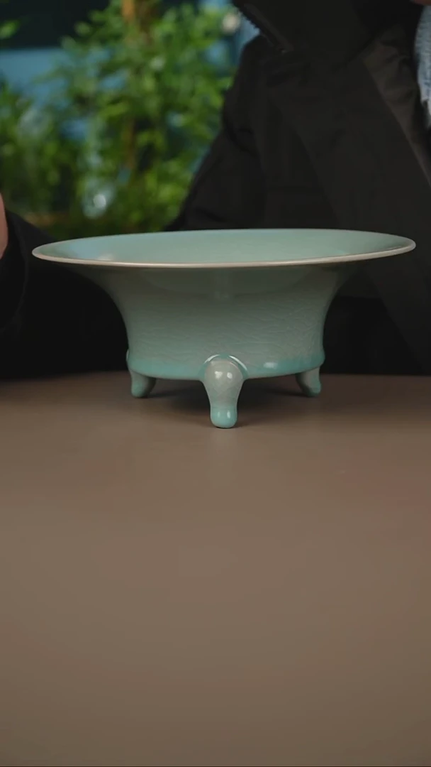 仿古三足炉微暇111