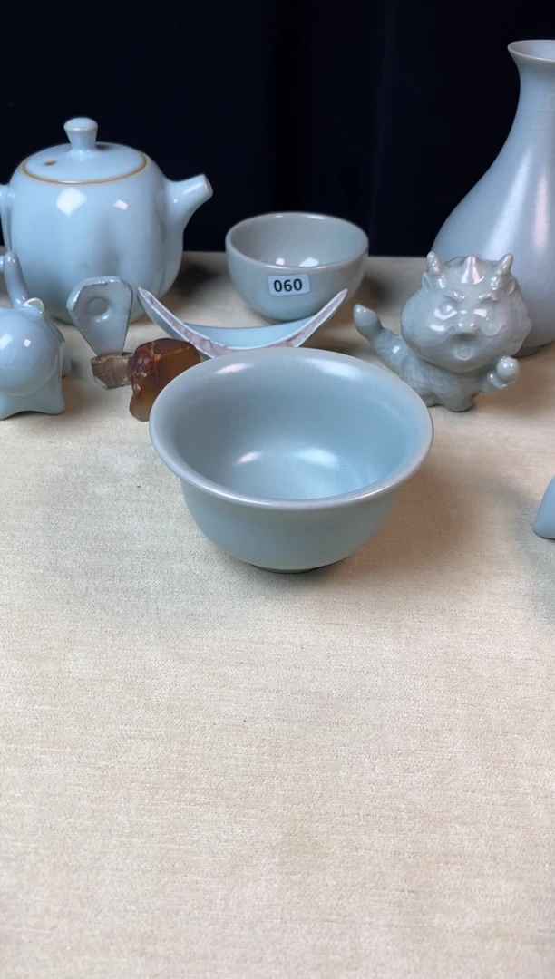 新人体验福利-全品仿古釉纯手工压手杯