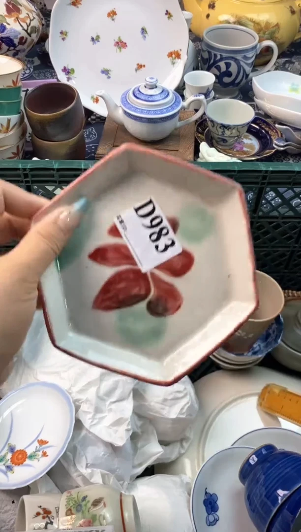 瓷片[○･｀Д´･ ○][○･｀Д´･ ○]