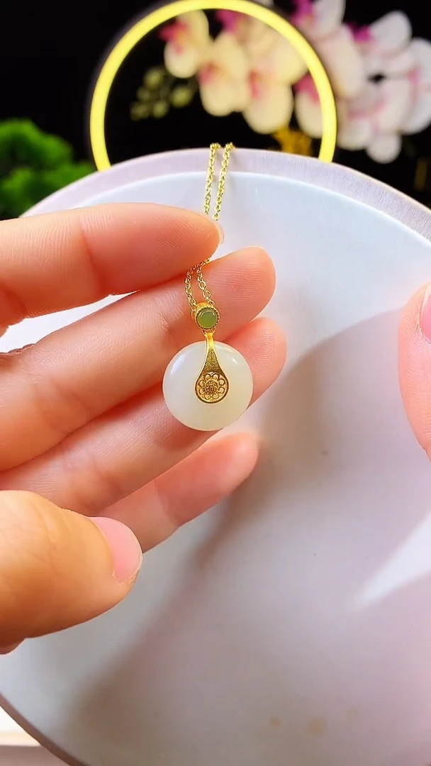 吊坠(赠链)银S925镶嵌和田玉福字平安扣