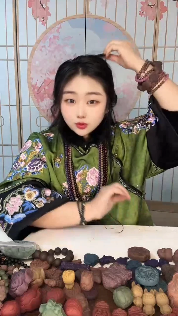 泥塑小**唉10元定向