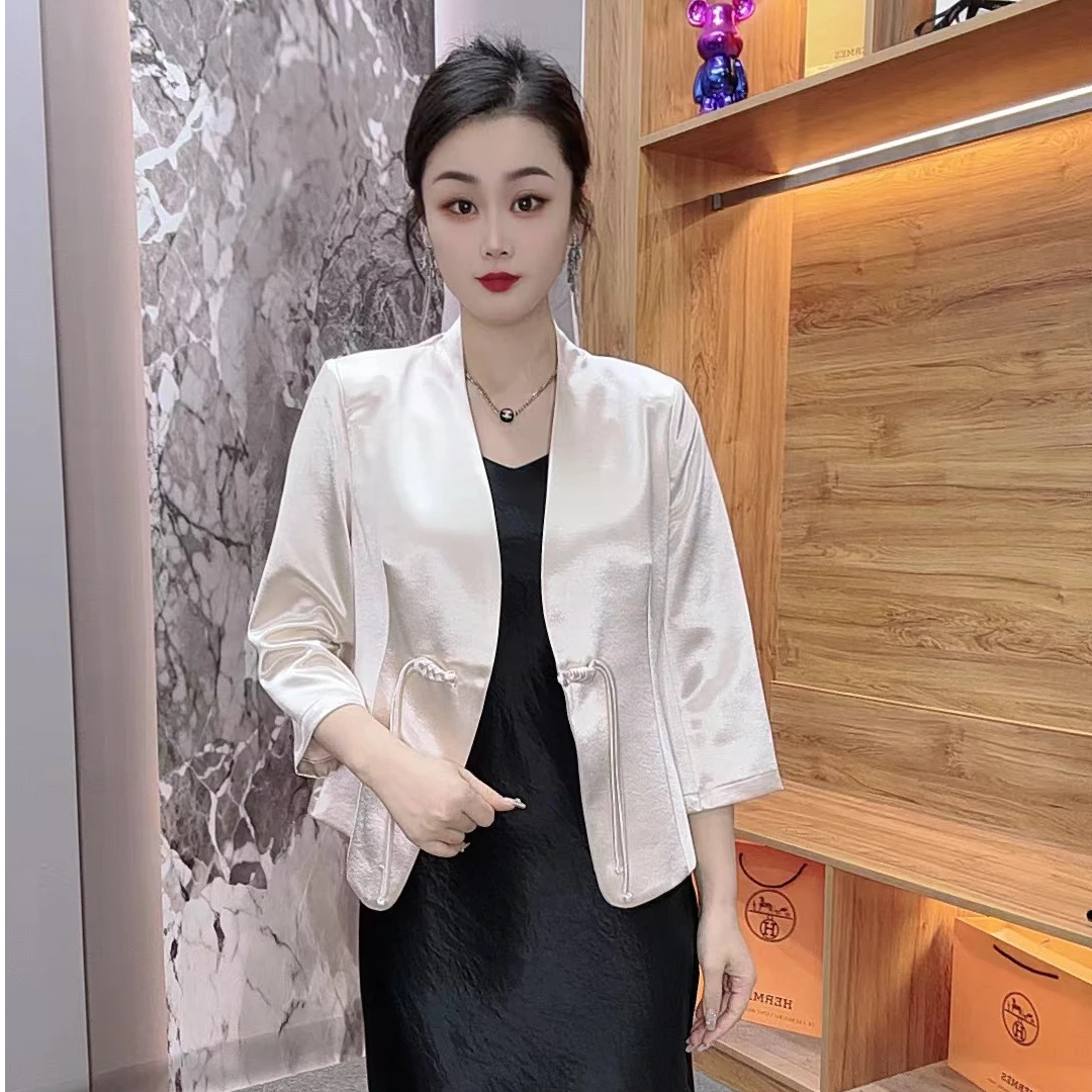 重工盘扣短外套时尚女装洋气春夏季西服990