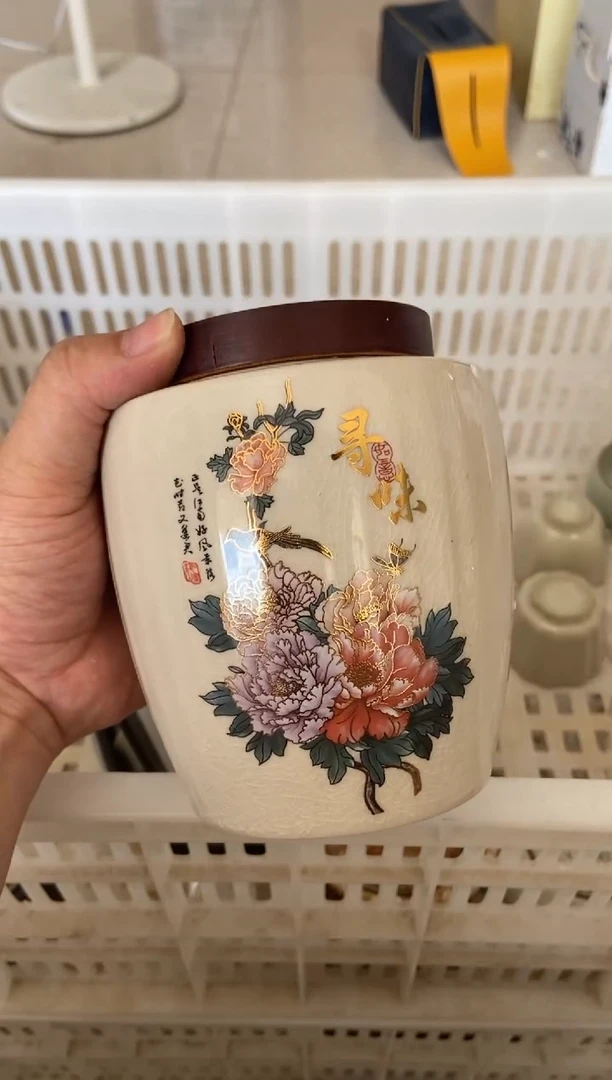 无运费险有瑕疵的摄影的产品有使用过的痕迹有点脏介意勿拍