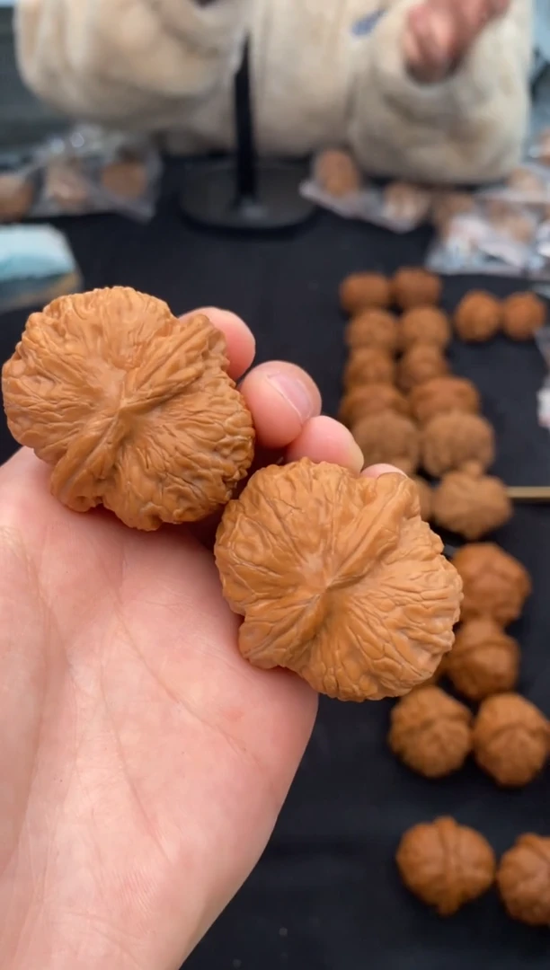 【闪购商品】文玩核桃把件元宝42-u367