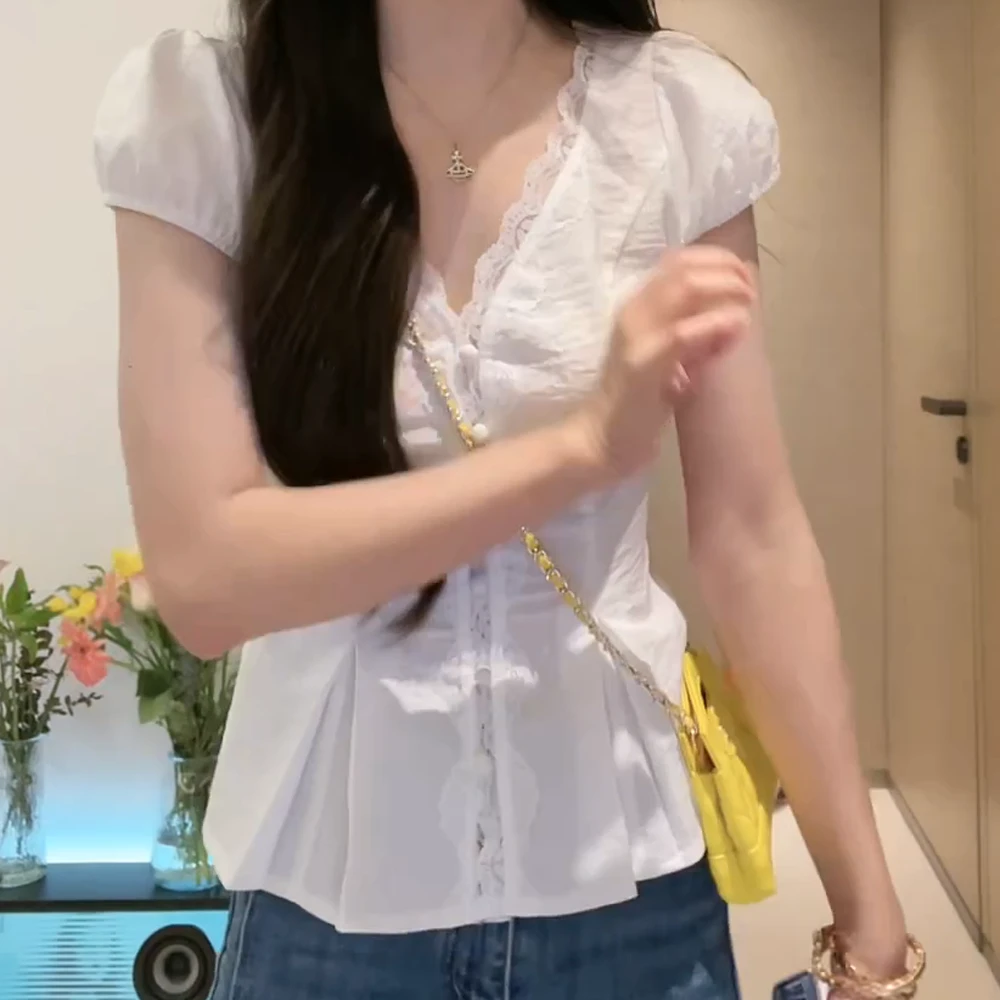 法式蕾丝花边短袖2025夏季新款V领镂空收腰上衣