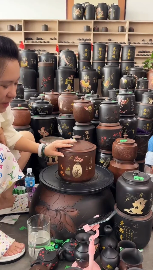 罐瑕疵茶叶罐 古铜色小五饼 145
