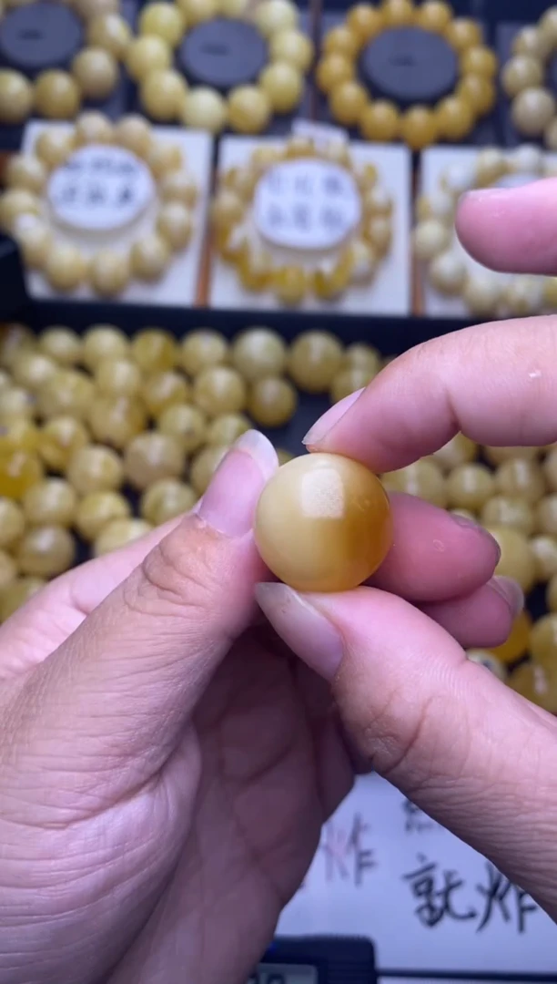 裸石琥珀未镶嵌大小姐珠宝严选136