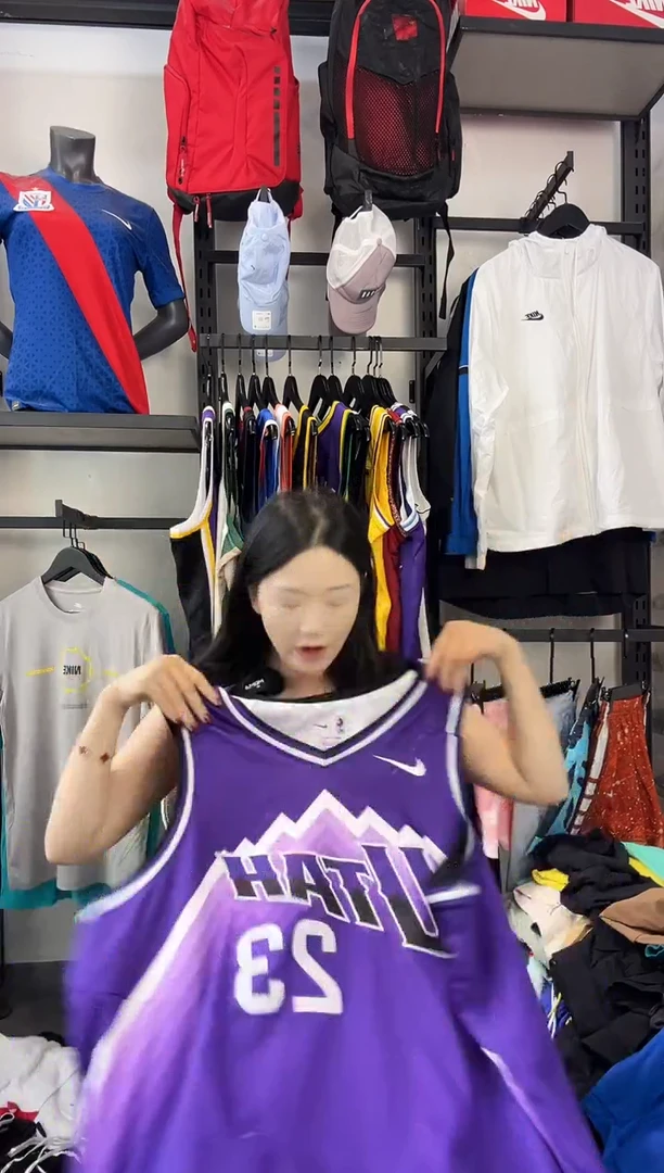 221编码 瑕疵款直播间过款为准 尺码