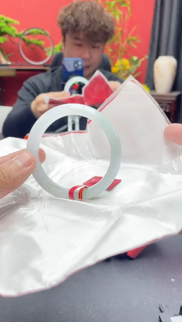 未镶嵌手镯翡翠10