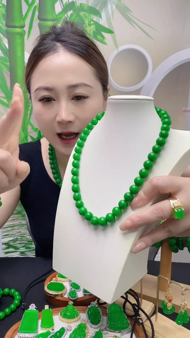 项链14K金镶嵌翡翠D04