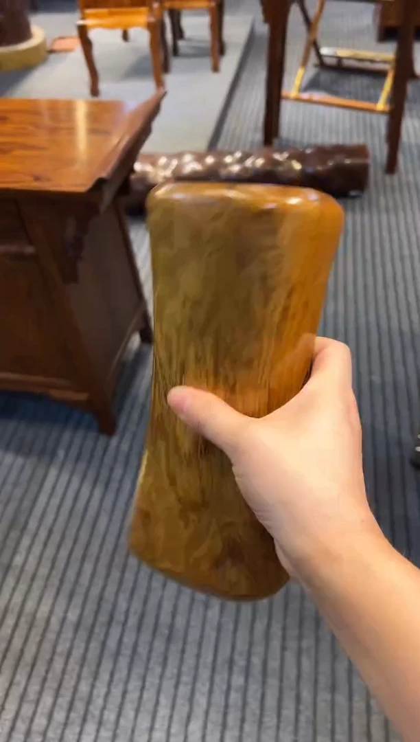 花梨木类木雕款木枕一个