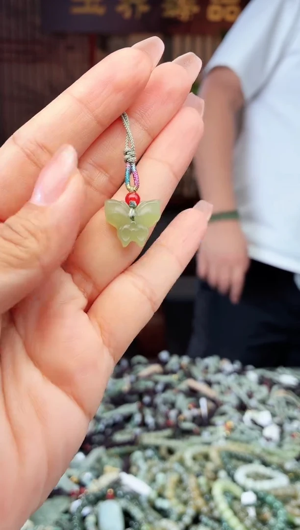 和田玉未镶嵌颈饰拍一发一