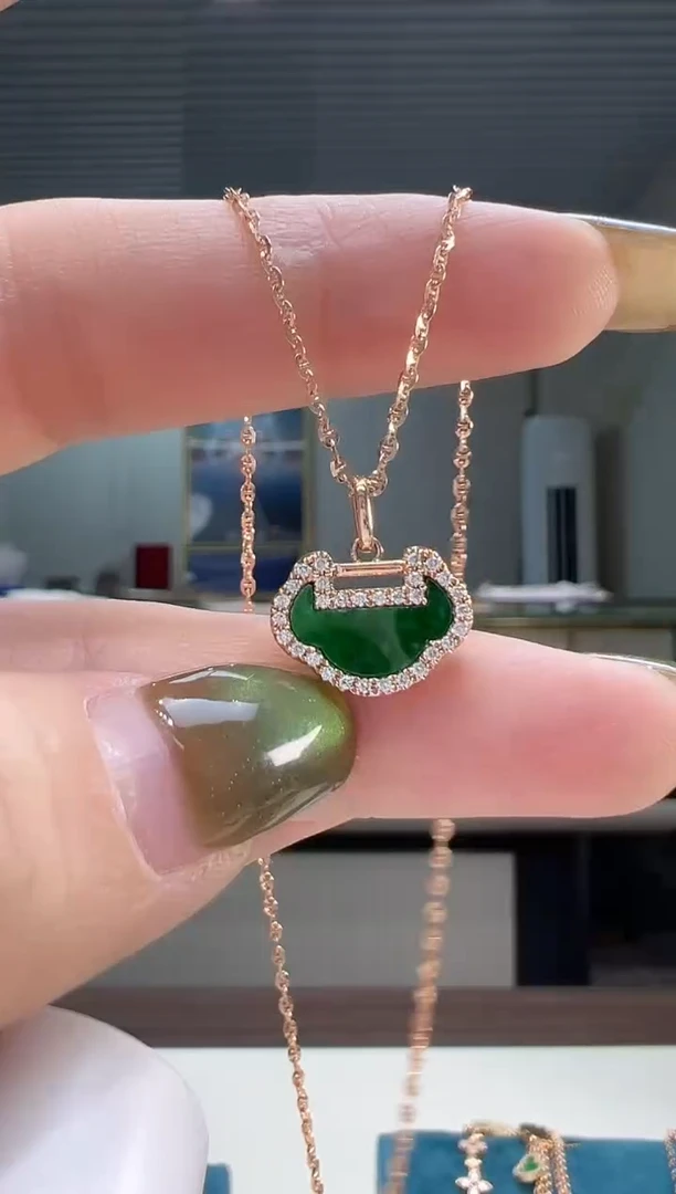 翡翠18K金镶嵌吊坠(不含链)翡翠小如意吊坠K红