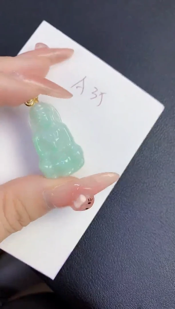 颈饰未镶嵌翡翠缅甸天然翡翠A货