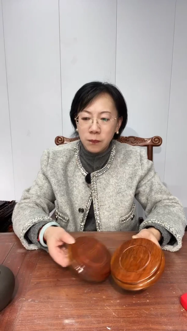 木老花圆形小盘几两个11*12*2.8