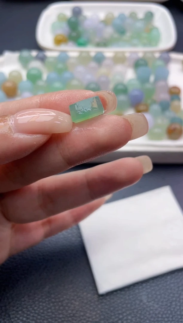 【闪购商品】定制翡翠未镶嵌05801111