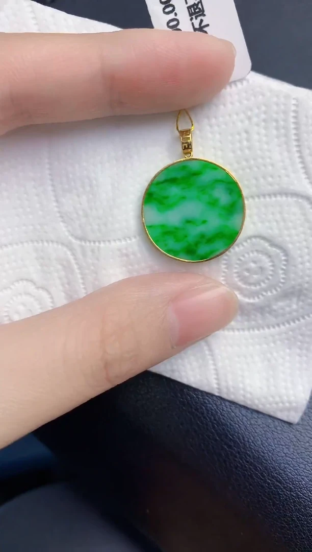 颈饰18K金镶嵌翡翠天然翡翠缅甸A货