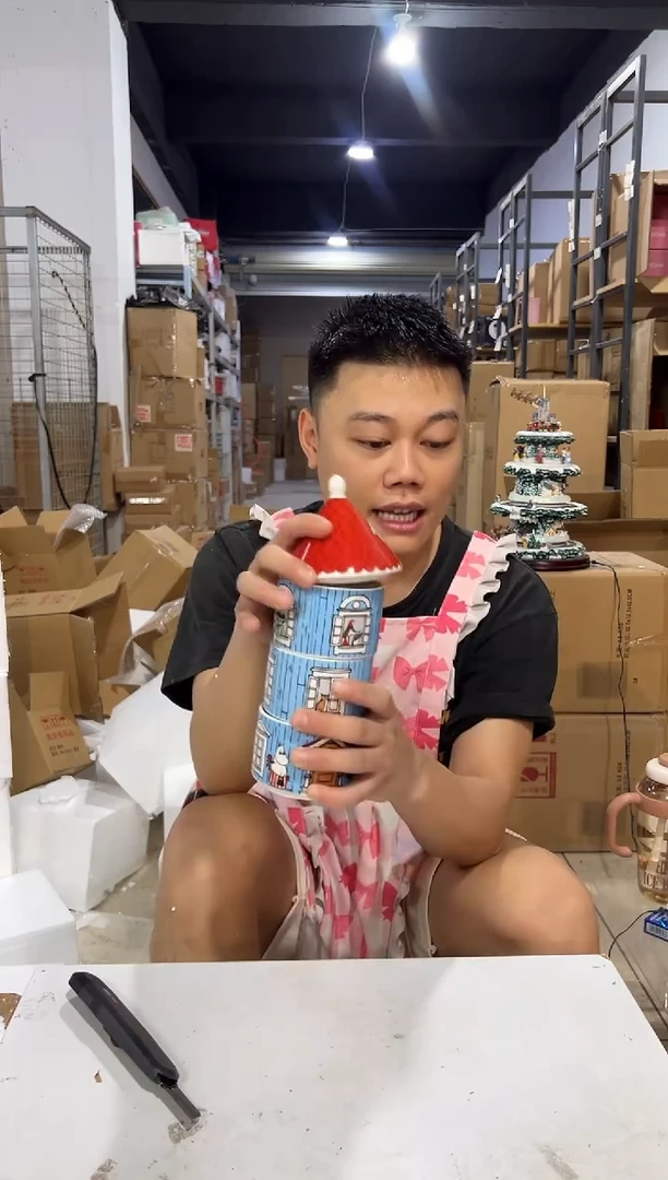 瓷片姆明房子带盖罐