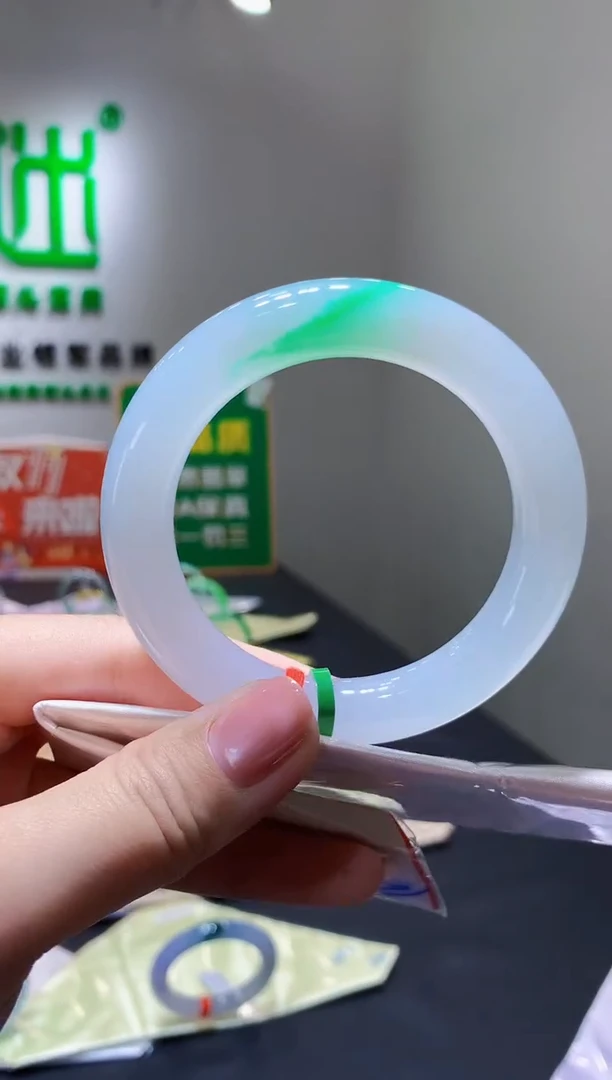 未镶嵌手镯翡翠c72天然A货缅甸翡翠57.3总价16万定金2万