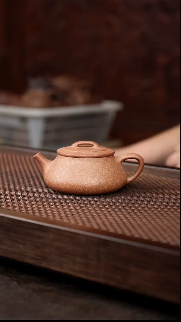 茶壶紫砂青降坡云瓢{微瑕嘴}