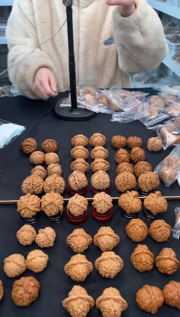 【闪购商品】文玩核桃把件四座楼44/45