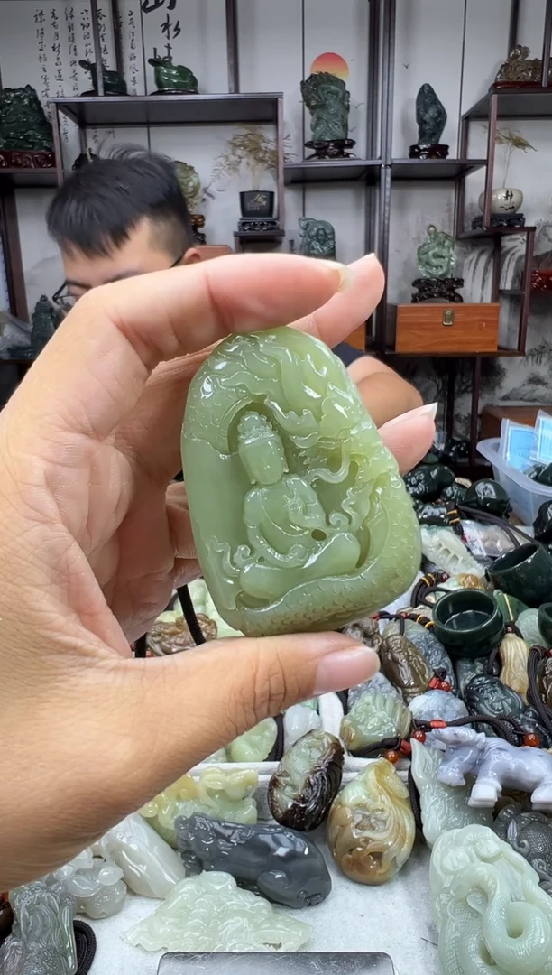 未镶嵌和田玉把件1