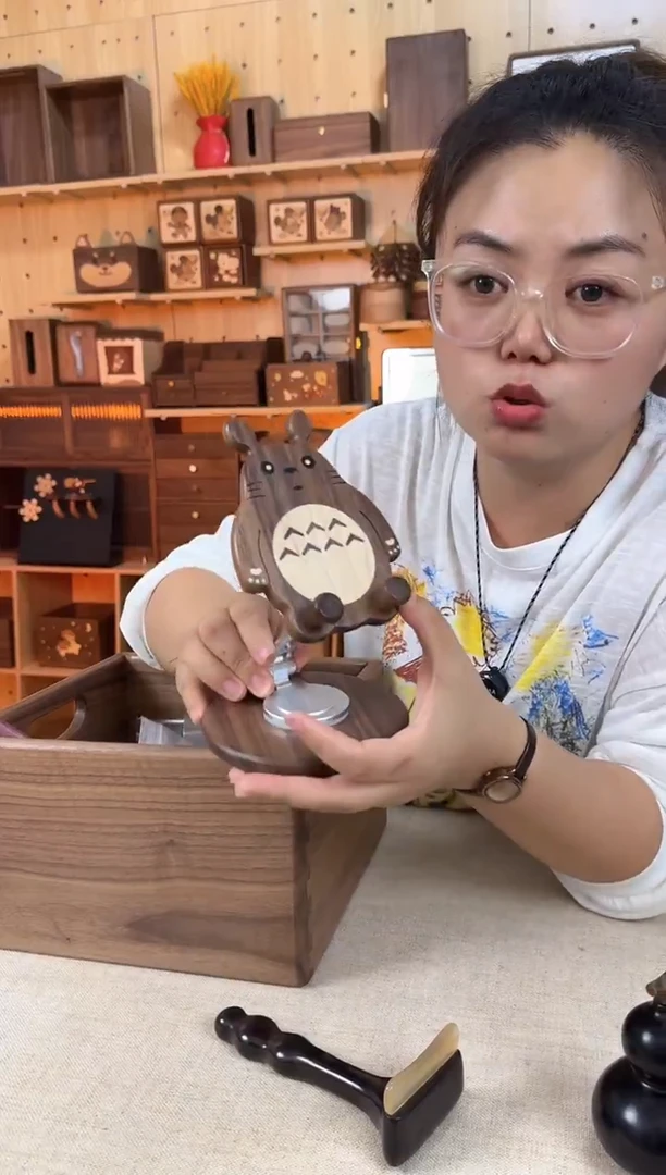 木北美黑胡桃龙猫手机支架