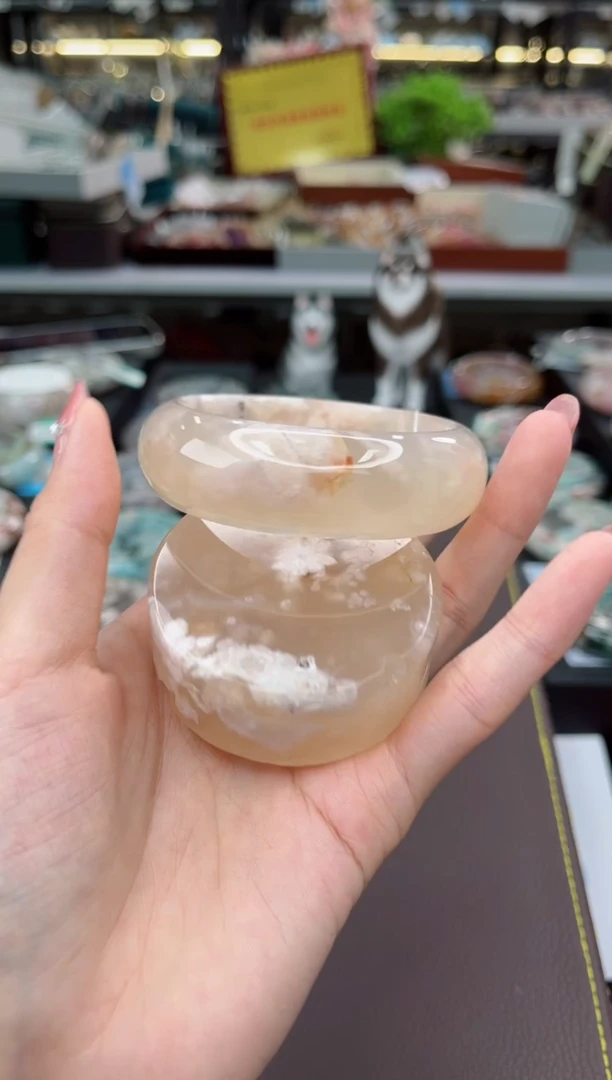 【闪购商品】石英质玉手镯未镶嵌57圈口（赠品镯心）1674213