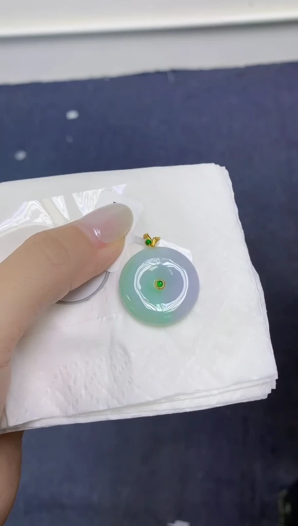 颈饰18K金镶嵌翡翠天然缅甸翡翠A货多样性发一件