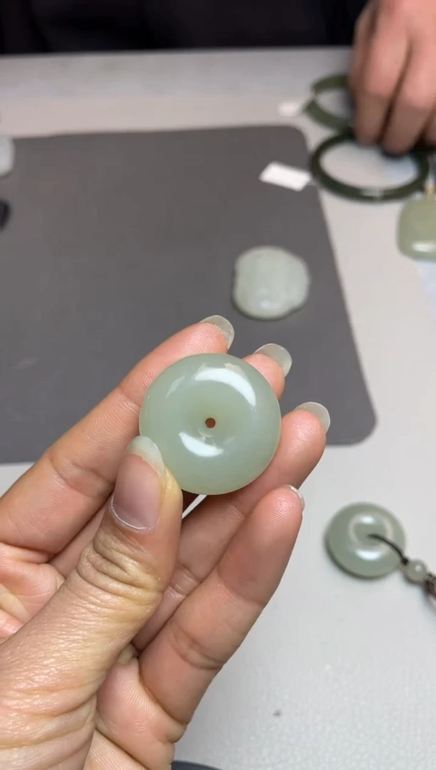 【闪购商品】和田玉颈饰未镶嵌1