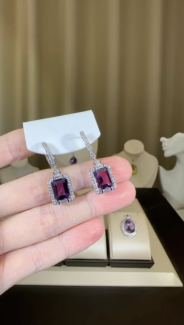 【闪购商品】紫晶耳饰银S925镶嵌设计款