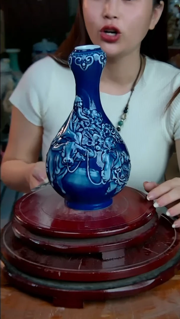 摆件景德镇陶瓷摆件赏瓶