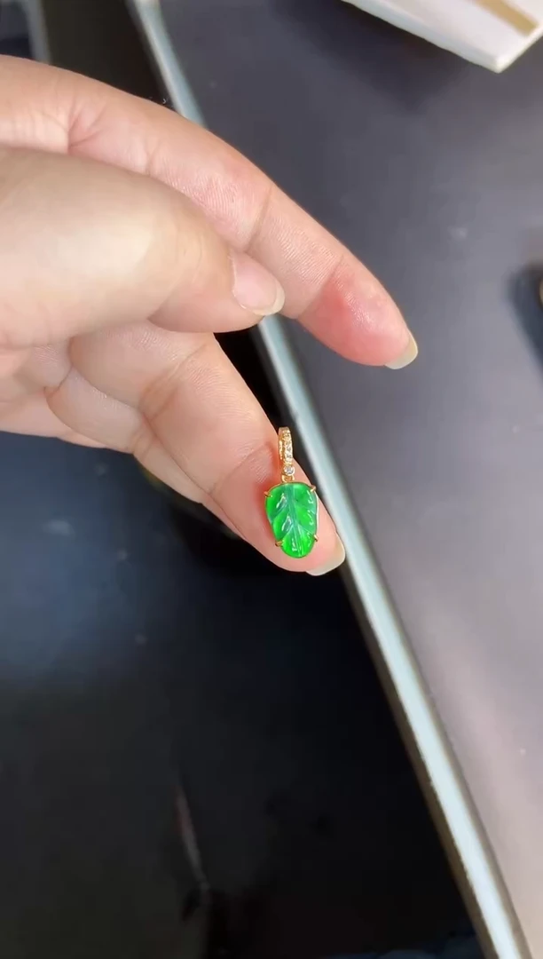 吊坠(不含链)银S925镶嵌翡翠1
