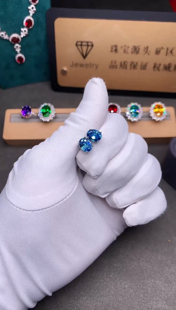 银S925镶嵌耳坠海蓝宝石.....