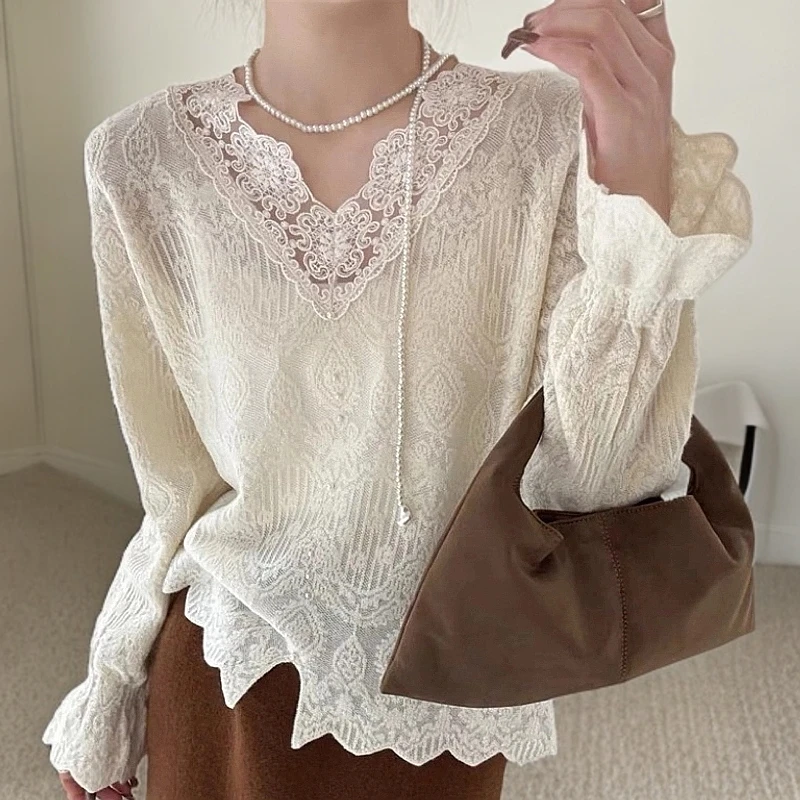 长袖针织内搭法式蕾丝雕花工艺花袖针织衫气质上衣女外穿
