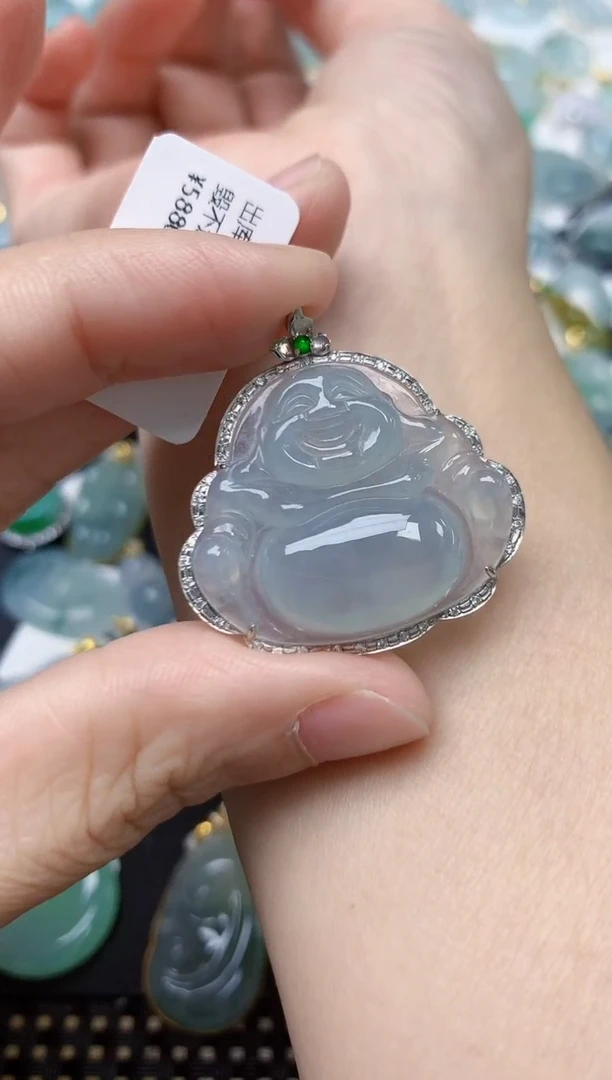 颈饰18K金镶嵌翡翠天然缅甸A货翡翠