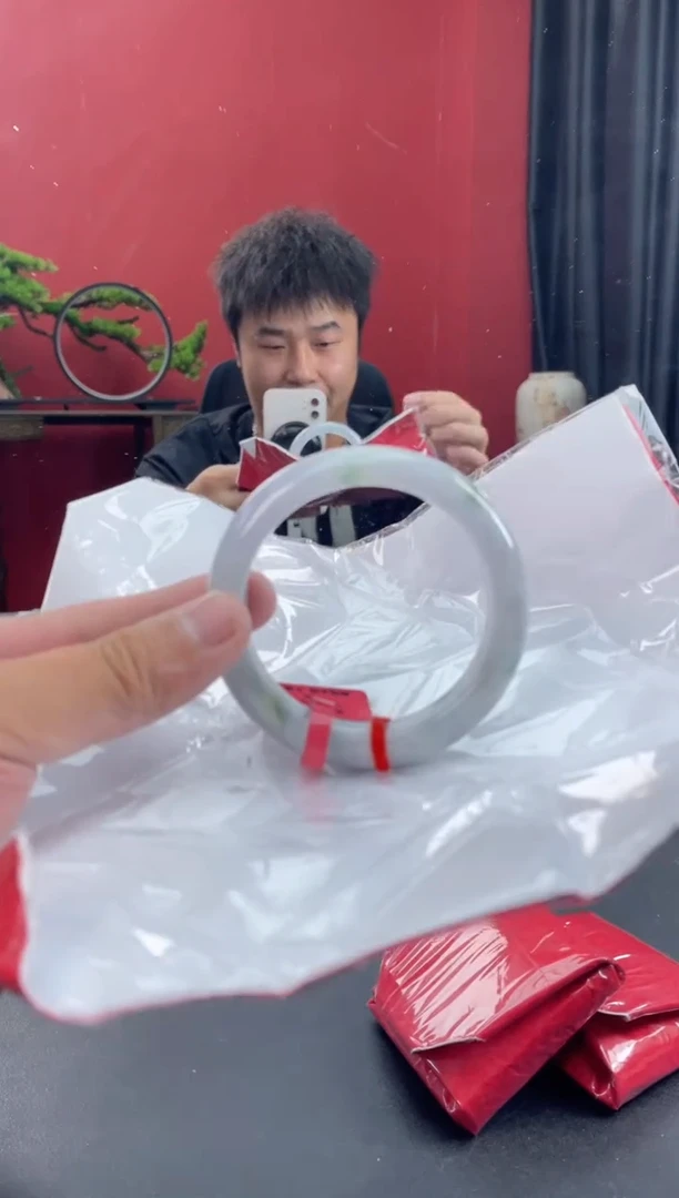 未镶嵌手镯翡翠9