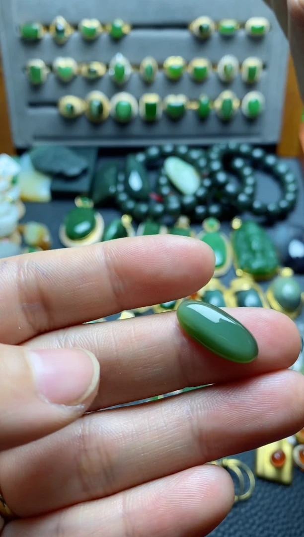 【闪购商品】和田玉吊坠未镶嵌吊坠