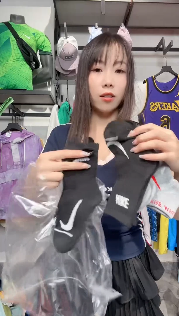 1391编码 瑕疵款直播间过款为准 尺码4双袜子