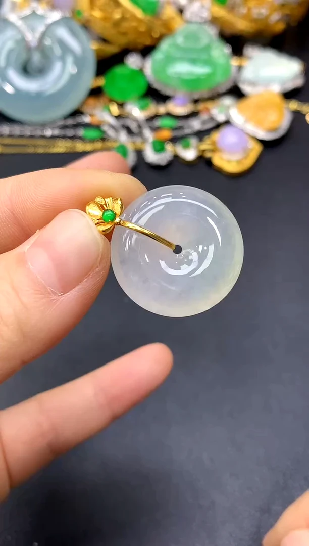 颈饰18K金镶嵌翡翠136-中国好珍宝