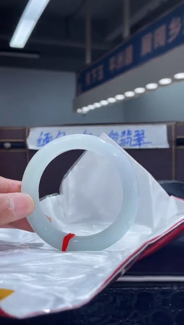 未镶嵌手镯翡翠6