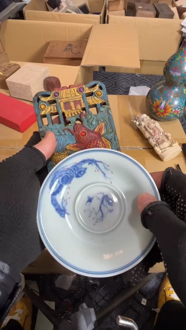 富**感藏赖收藏高端美术工艺品