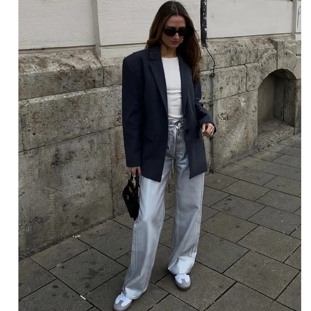 情侣款日常新款真皮小白鞋纯色同款春夏秋百搭平底休闲板鞋四季