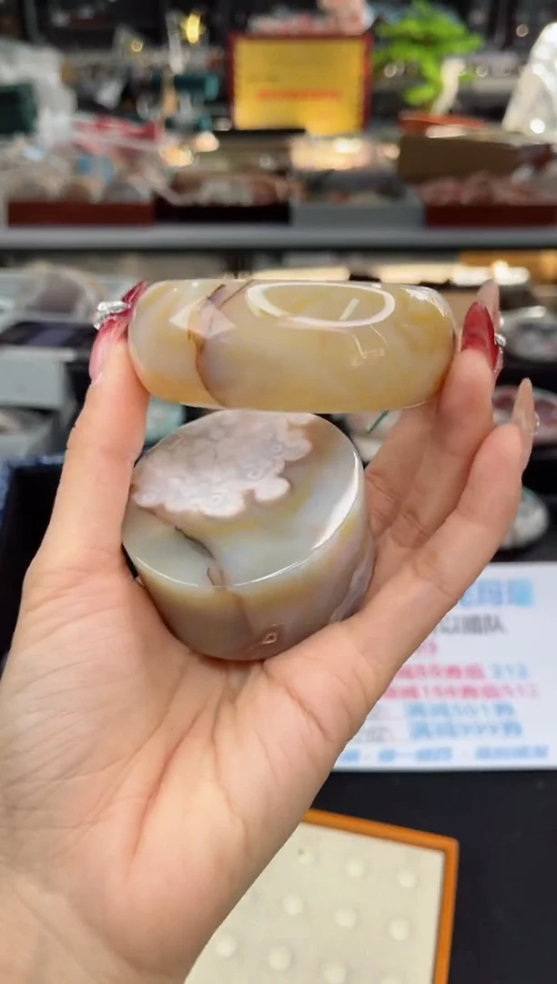 【闪购商品】石英质玉手镯未镶嵌58圈口（不退不换）1650252