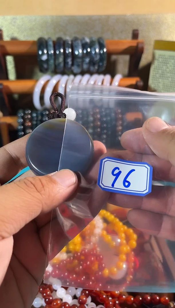 玛瑙/玉髓颈饰未镶嵌魔**?名大甄选哈哈哈哈