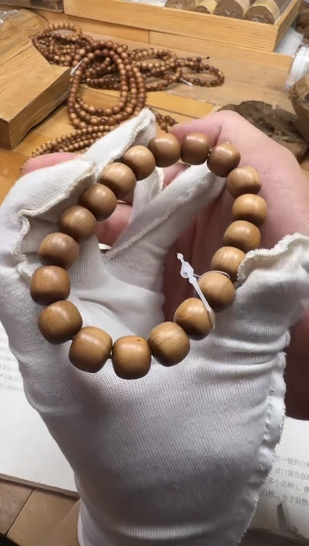 【闪购商品】檀香木手串/手链老山檀香四剖料10*11单圈