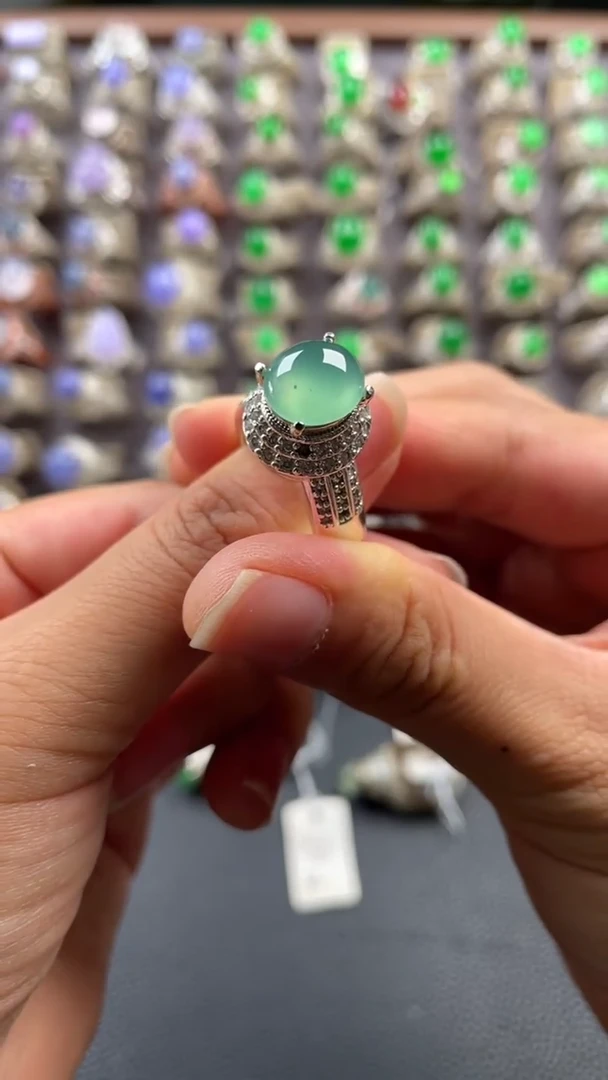 未镶嵌定制翡翠天然缅甸翡翠戒面 10.31