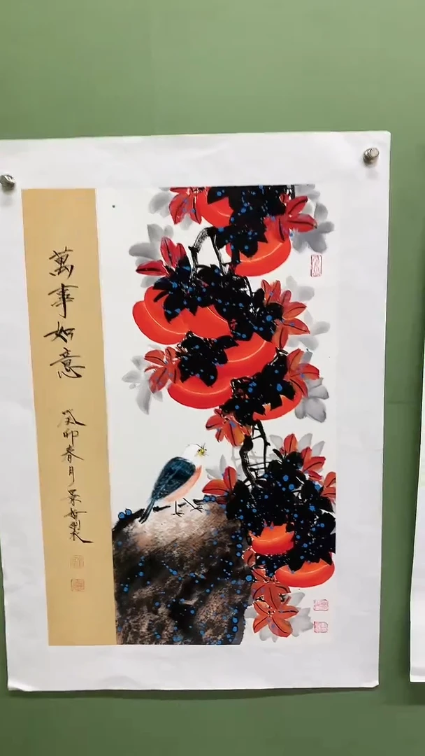 竖款精品开三花鸟，万事如意