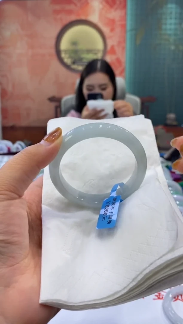 未镶嵌手镯翡翠多人00013681