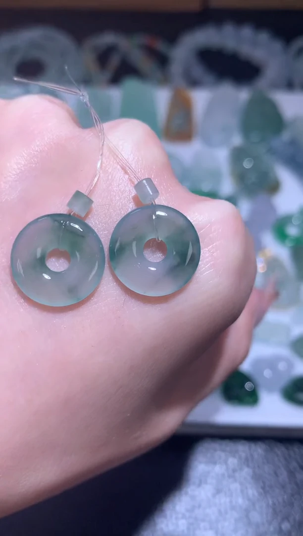 未镶嵌定制翡翠甜甜圈